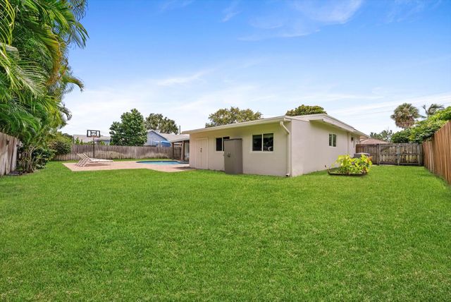 1051 NW 3rd Street, Boca Raton, FL 33486