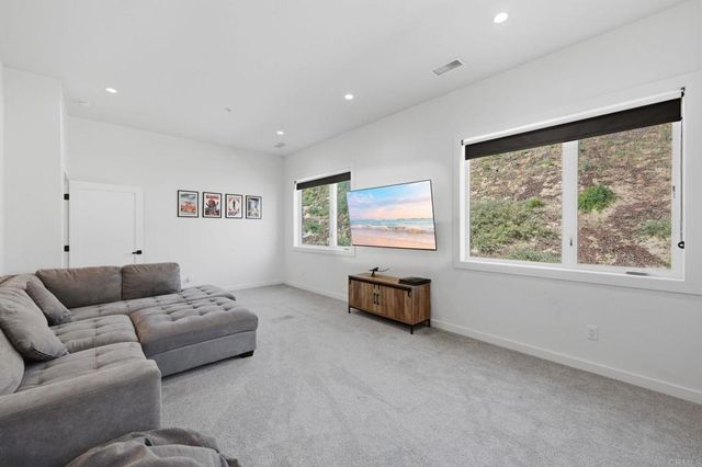 4407 Ramona Drive, Fallbrook, CA 92028