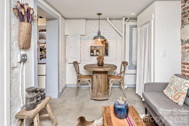 14 Laurel Loop, Asheville, NC 28806