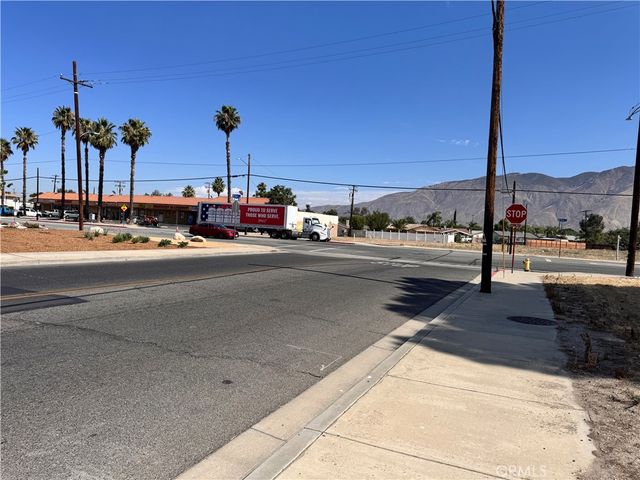 467 S Hewitt, San Jacinto, CA 92583