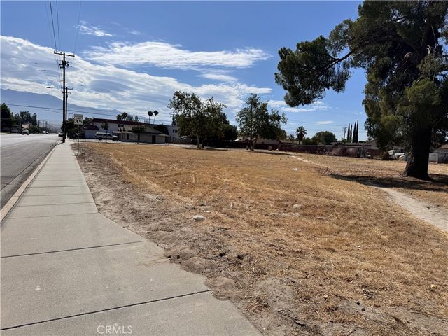 467 S Hewitt, San Jacinto, CA 92583