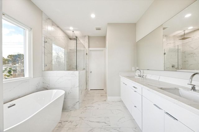 8664 Easthaven Boulevard, Houston, TX 77075