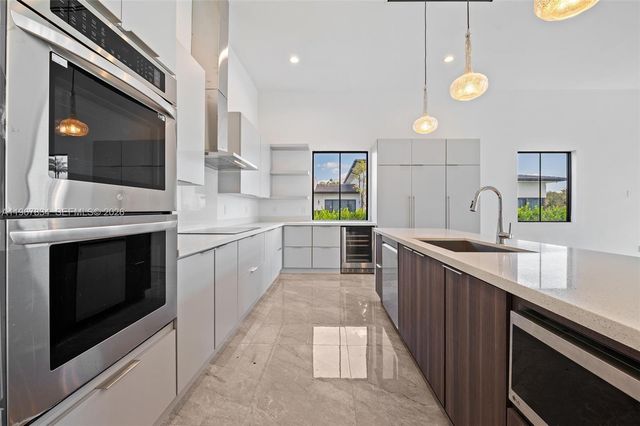 14920 SW 16th Ct, Davie, FL 33326