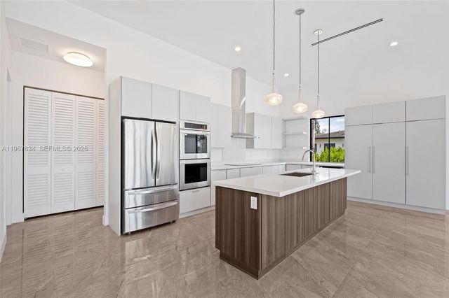 14920 SW 16th Ct, Davie, FL 33326