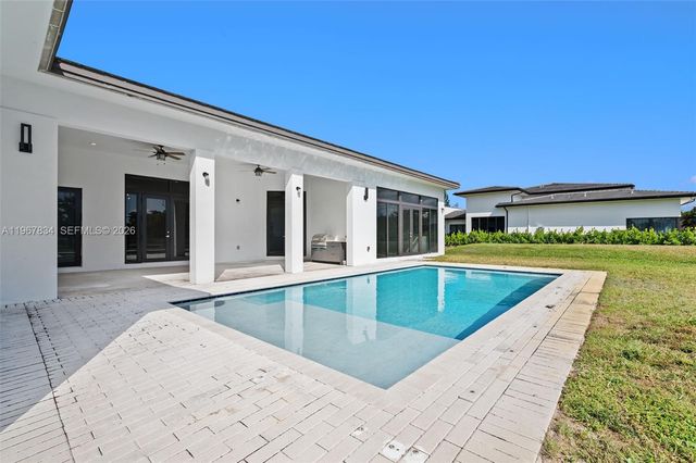 14920 SW 16th Ct, Davie, FL 33326