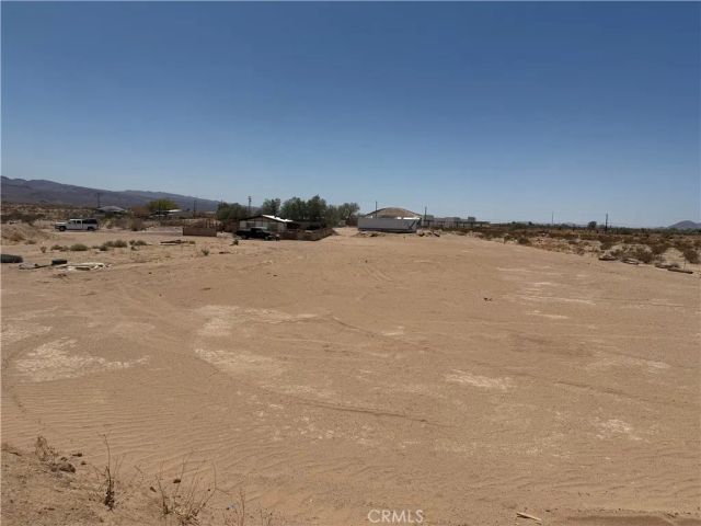 33033 Mountain View Road, Newberry Springs, CA 92365