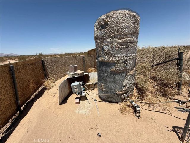 33033 Mountain View Road, Newberry Springs, CA 92365