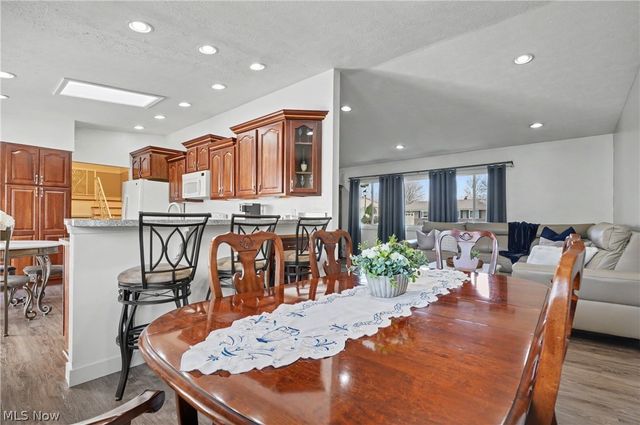 6360 Ramblewood Drive, Mentor, OH 44060