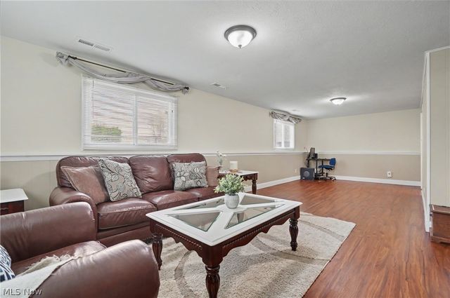 6360 Ramblewood Drive, Mentor, OH 44060