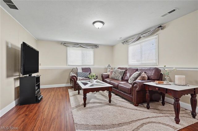 6360 Ramblewood Drive, Mentor, OH 44060