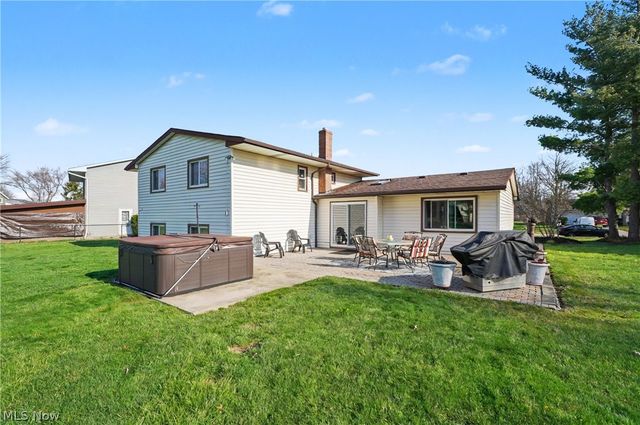 6360 Ramblewood Drive, Mentor, OH 44060