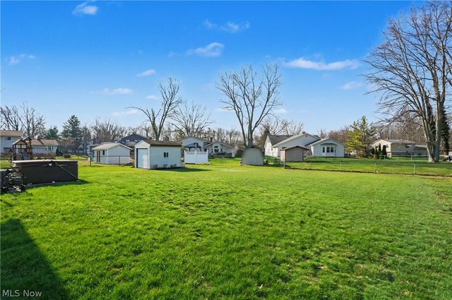 6360 Ramblewood Drive, Mentor, OH 44060