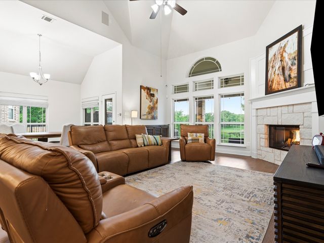 1229 Ardglass Trail, Corinth, TX 76210