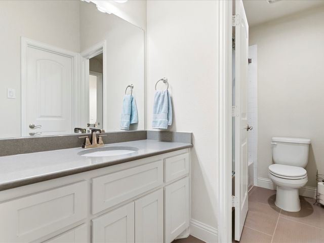 1229 Ardglass Trail, Corinth, TX 76210