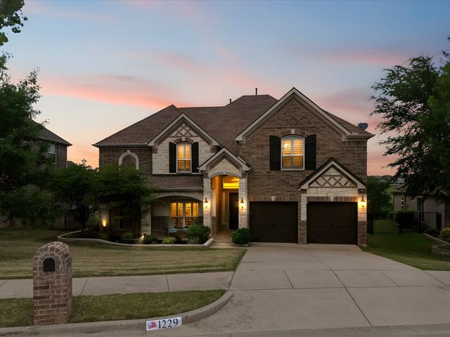 1229 Ardglass Trail, Corinth, TX 76210