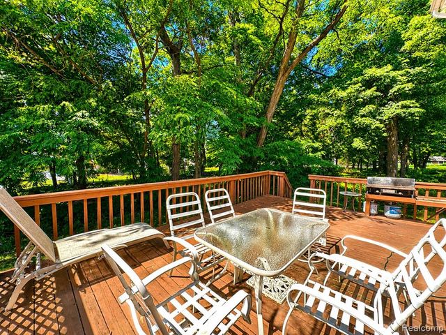 22859 Cranbrooke Drive, Novi, MI 48375