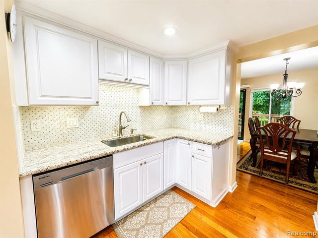 22859 Cranbrooke Drive, Novi, MI 48375