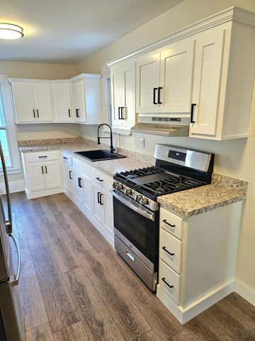 104 W Hotchin Avenue, White Pigeon, MI 49099