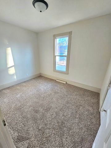 104 W Hotchin Avenue, White Pigeon, MI 49099