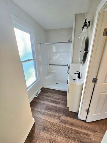 104 W Hotchin Avenue, White Pigeon, MI 49099