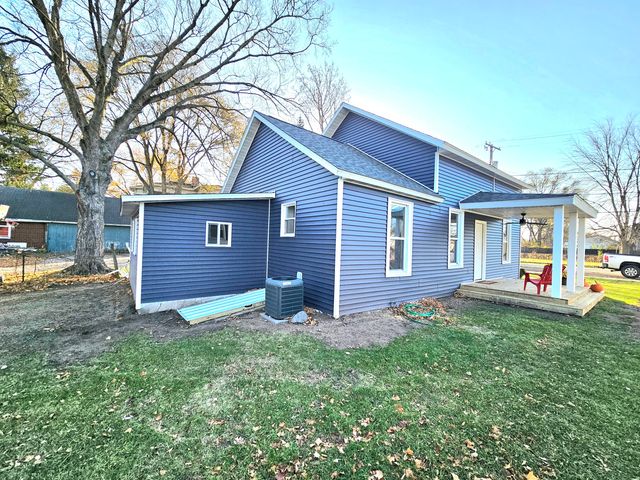 104 W Hotchin Avenue, White Pigeon, MI 49099