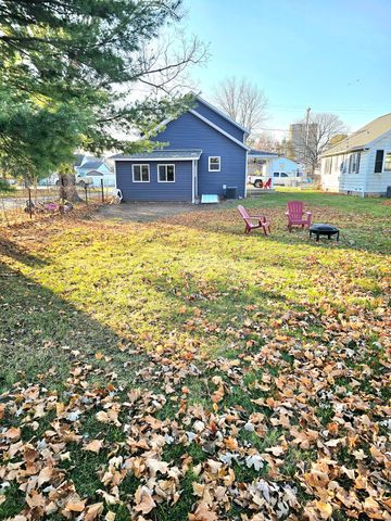 104 W Hotchin Avenue, White Pigeon, MI 49099