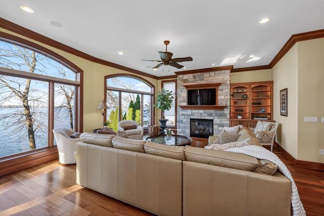 2202 Colladay Point Drive, Stoughton, WI 53589