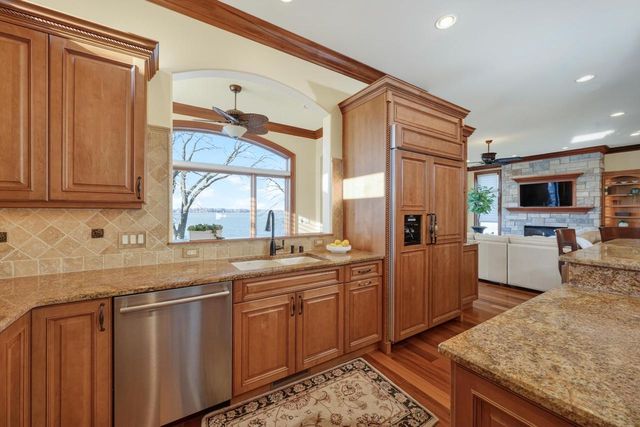2202 Colladay Point Drive, Stoughton, WI 53589