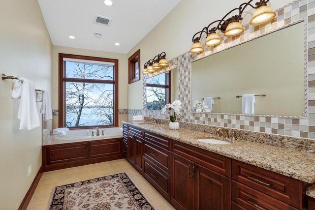 2202 Colladay Point Drive, Stoughton, WI 53589