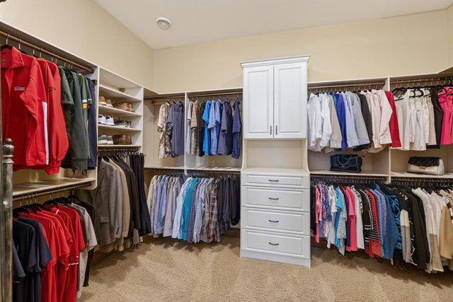 2202 Colladay Point Drive, Stoughton, WI 53589