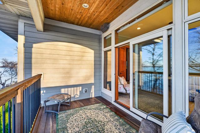 2202 Colladay Point Drive, Stoughton, WI 53589