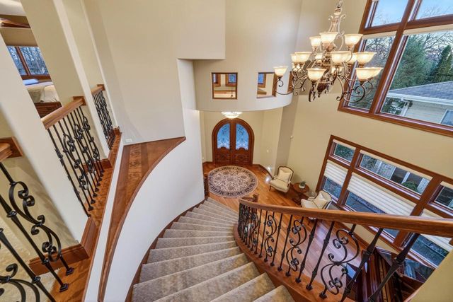 2202 Colladay Point Drive, Stoughton, WI 53589