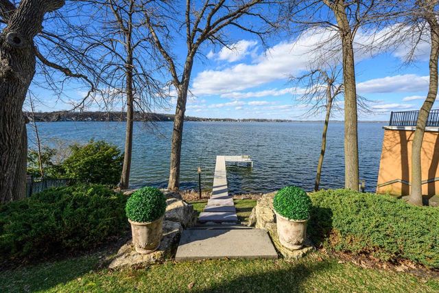2202 Colladay Point Drive, Stoughton, WI 53589