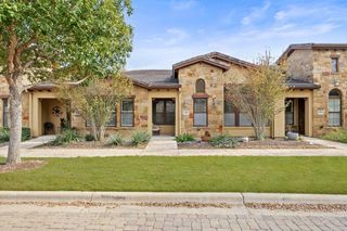 108 Rivalto CIR 2, Lakeway, TX 78734