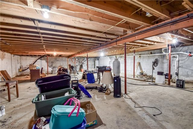 15310 Hart Road, Montville, OH 44064