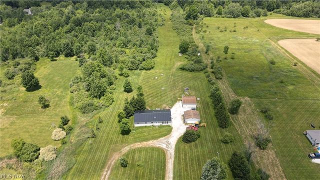 15310 Hart Road, Montville, OH 44064