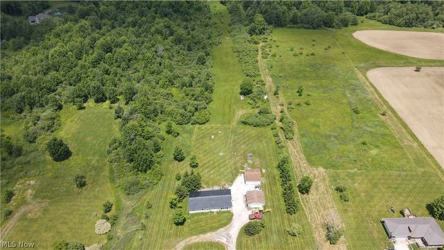 15310 Hart Road, Montville, OH 44064
