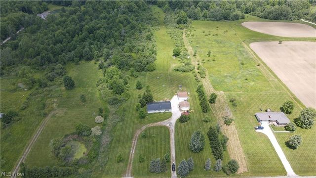 15310 Hart Road, Montville, OH 44064