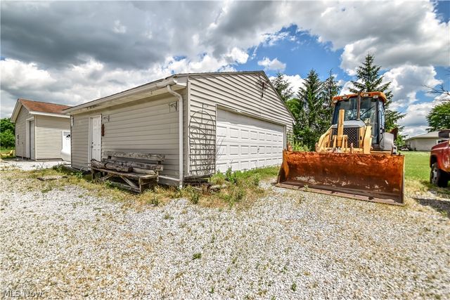 15310 Hart Road, Montville, OH 44064