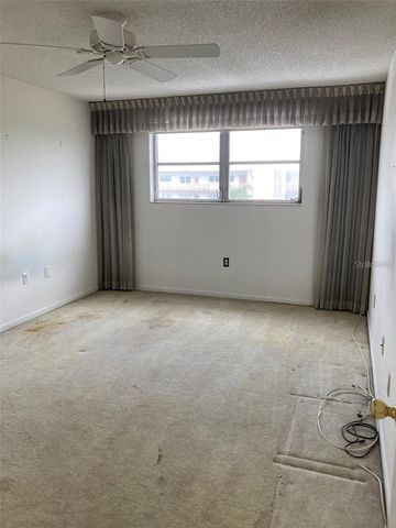 5521 80TH STREET N 516, St Petersburg, FL 33709