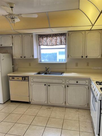 5521 80TH STREET N 516, St Petersburg, FL 33709