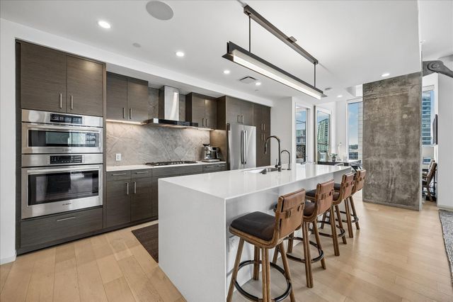301 West Ave 1004, Austin, TX 78701