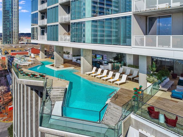 301 West Ave 1004, Austin, TX 78701
