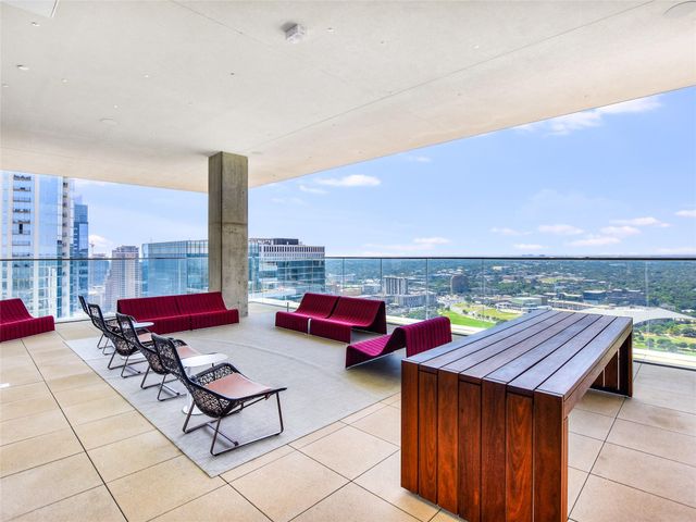 301 West Ave 1004, Austin, TX 78701