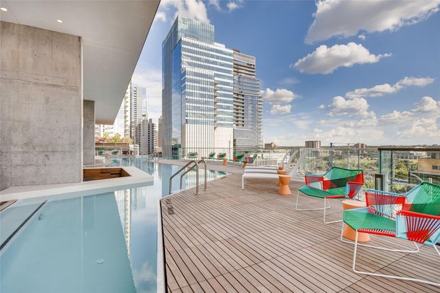 301 West Ave 1004, Austin, TX 78701