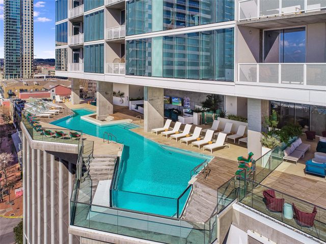 301 West Ave 1004, Austin, TX 78701