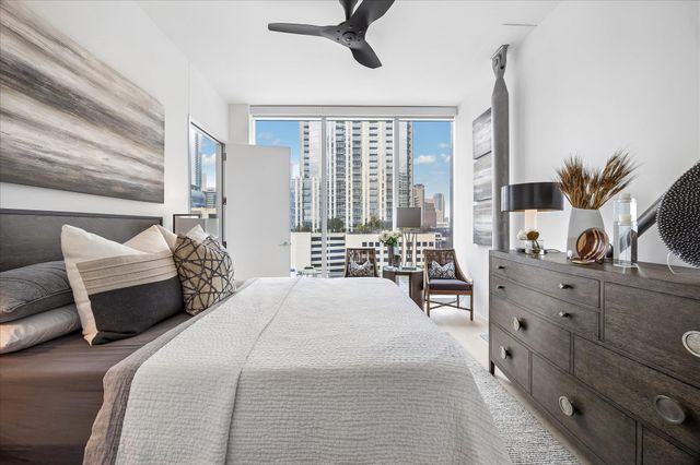 301 West Ave 1004, Austin, TX 78701