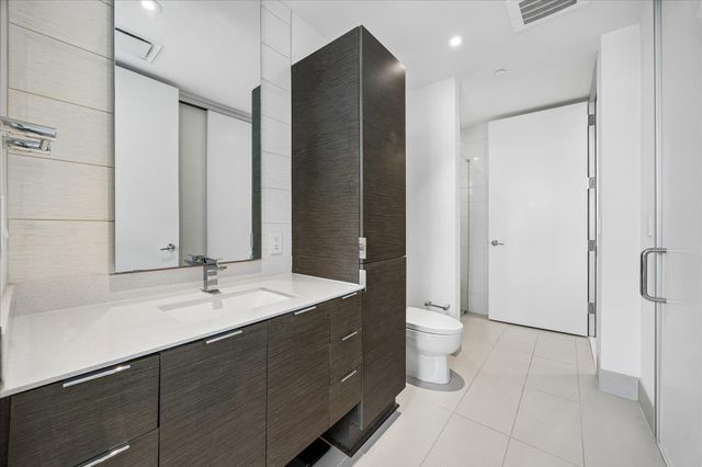 301 West Ave 1004, Austin, TX 78701