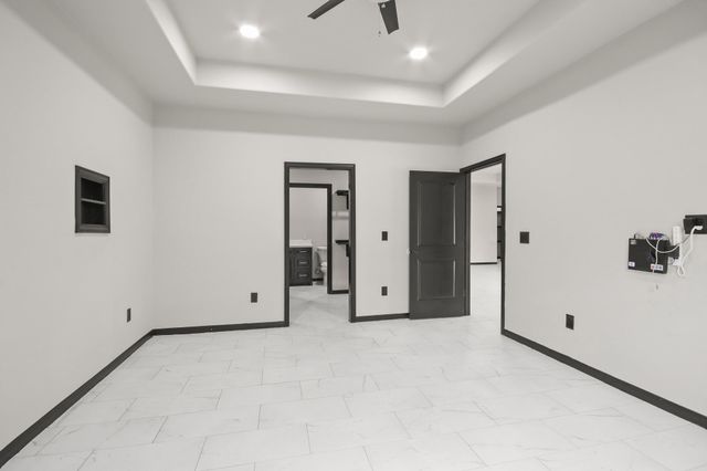 131 S Tyler Road, Goodrich, TX 77335