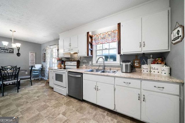 421 Broad Street, Tallapoosa, GA 30176